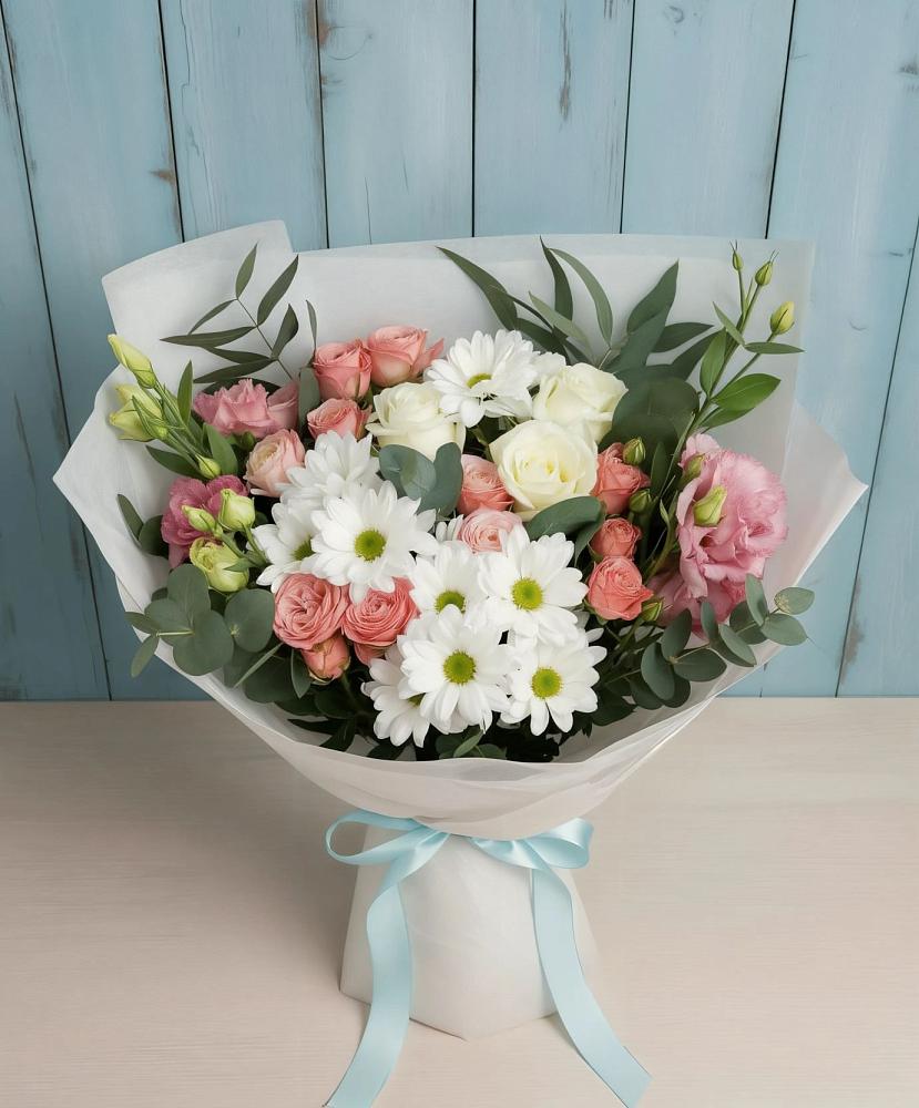 Букет цветов из: Розы, Лизиантусы и Хризантемы в Первомайском Томской области