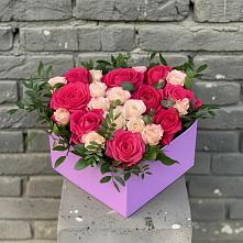 Цветочная композиция из Розы в коробке в Первомайском Томской области