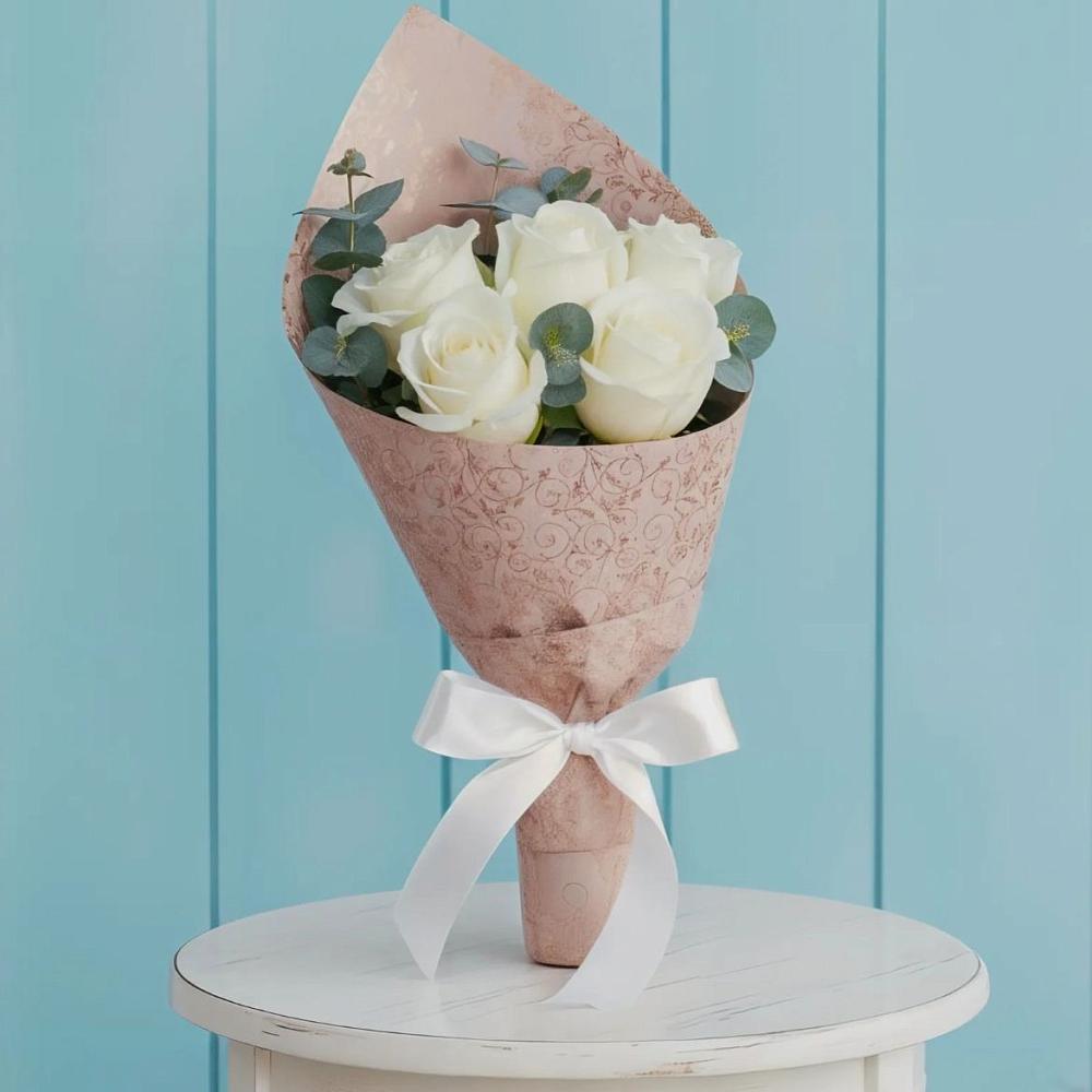 Букет цветов из: Розы в Первомайском Томской области