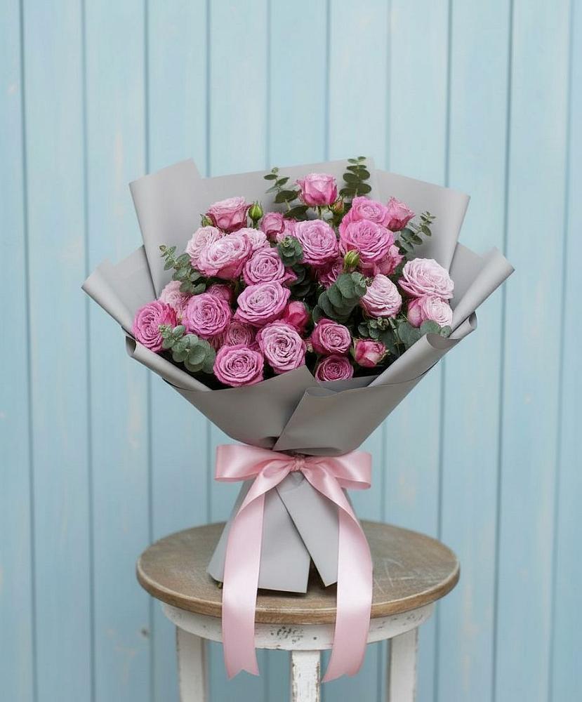 Букет цветов из: Розы в Первомайском Томской области