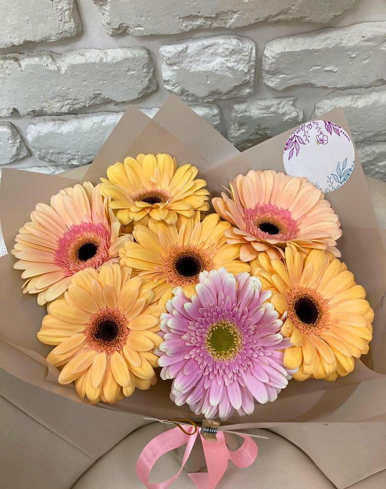 Букет цветов из: Герберы в Первомайском Томской области