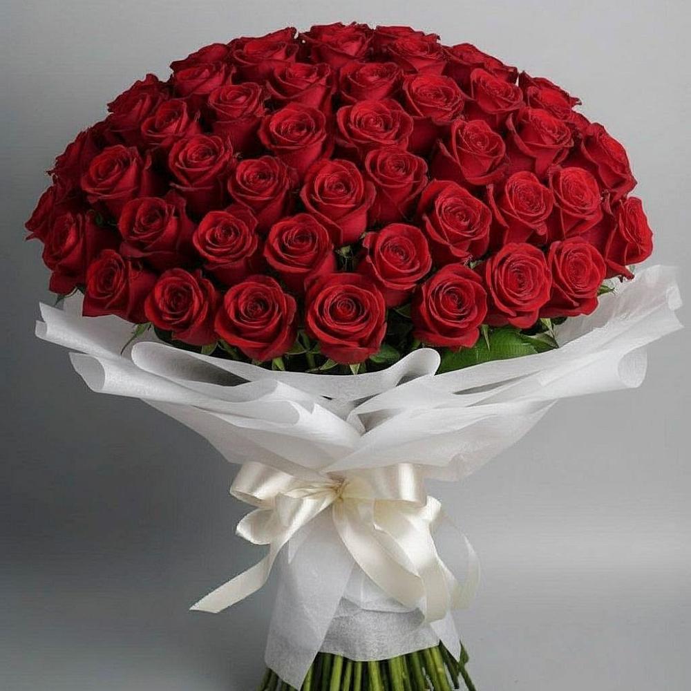 Букет 101 Красная роза Блэк Мэджик в Первомайском Томской области