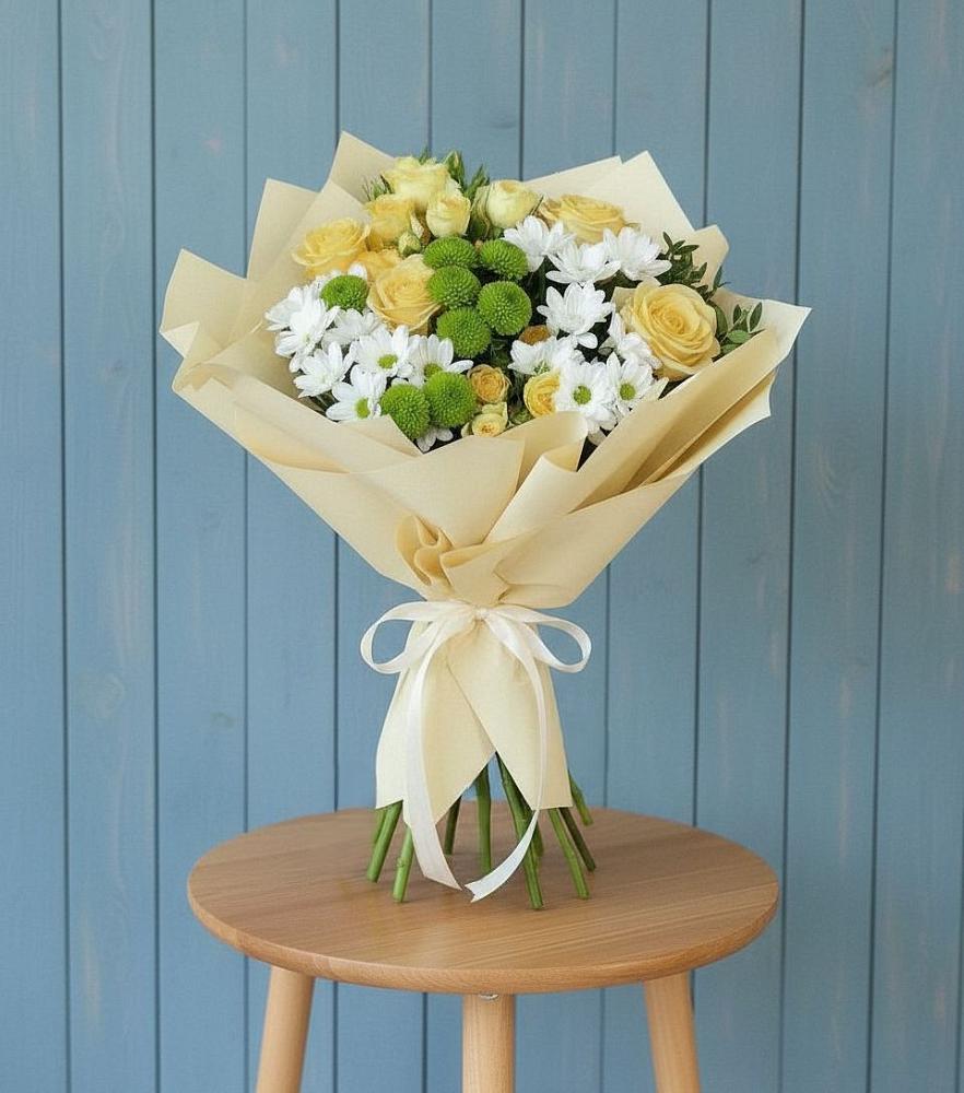 Букет цветов из: Хризантемы и Розы в Первомайском Томской области