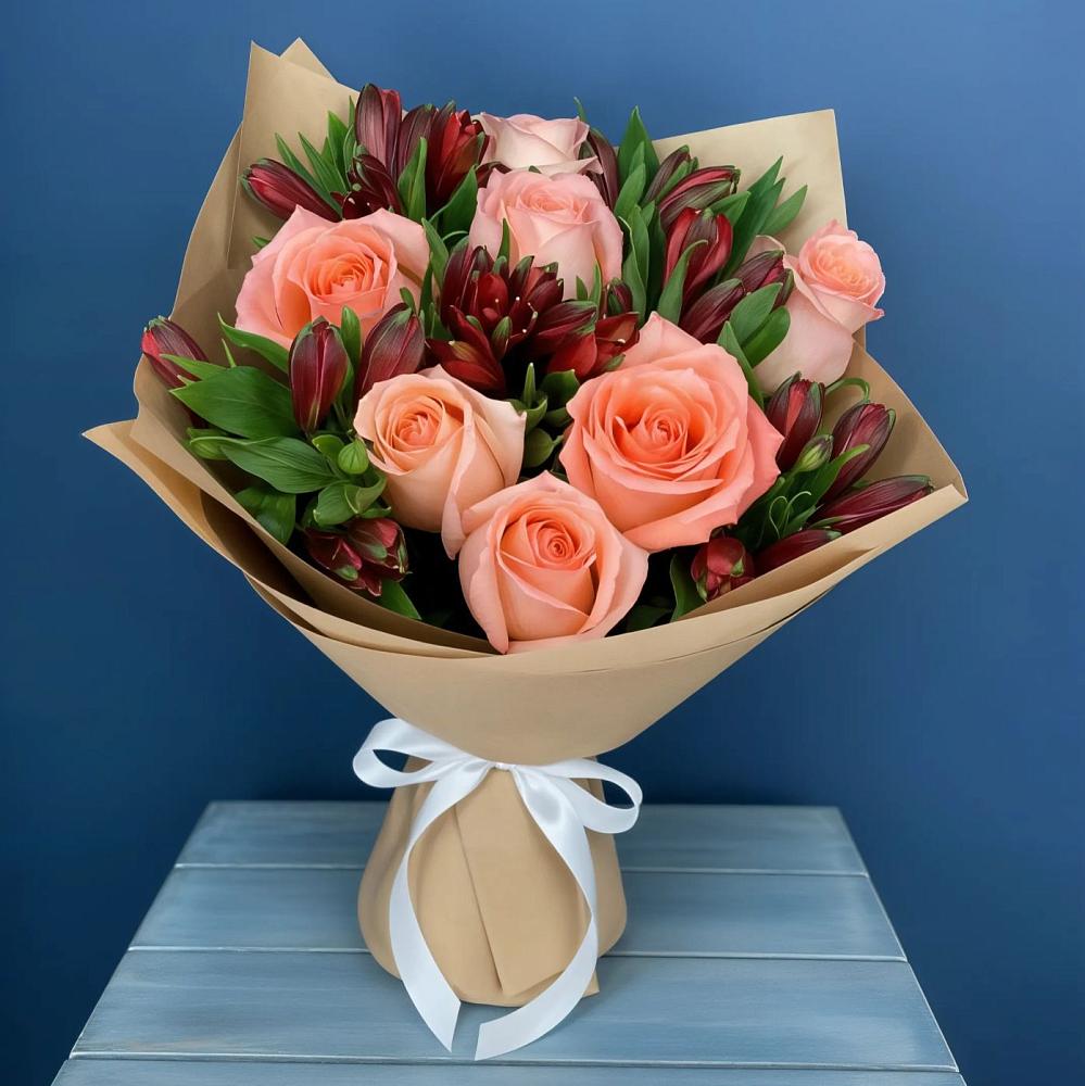 Букет цветов из: Розы и Альстромерии в Первомайском Томской области