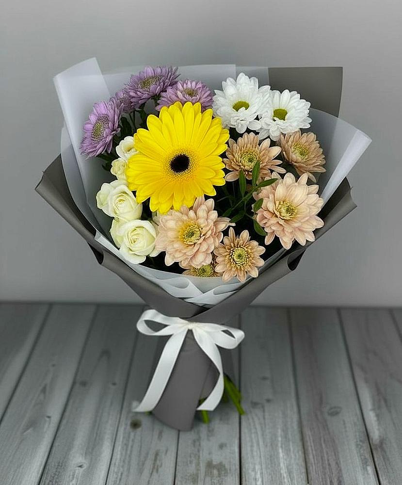 Букет цветов из: Розы, Герберы и Хризантемы в Первомайском Томской области