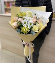 Букет цветов из:  Альстромерии, Розы и Хризантемы #REPLACE_PRED# Первомайском Томской области