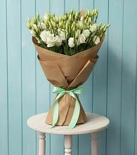 Букет цветов из:  Лизиантусы #REPLACE_PRED# Первомайском Томской области