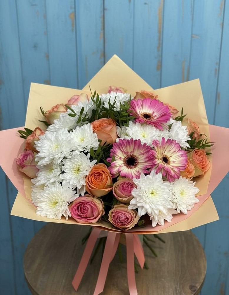 Букет цветов из: Розы, Герберы и Хризантемы в Первомайском Томской области