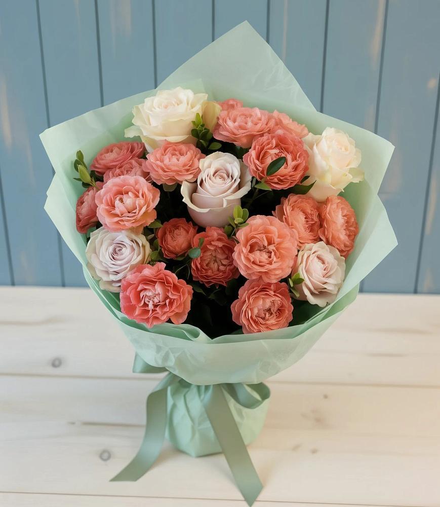 Букет цветов из: Розы в Первомайском Томской области