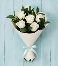 Букет цветов из:  Розы в Первомайском Томской области