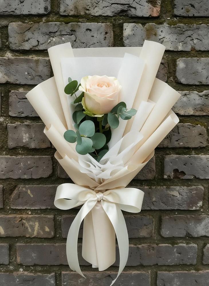 Букет цветов из: Розы в Первомайском Томской области