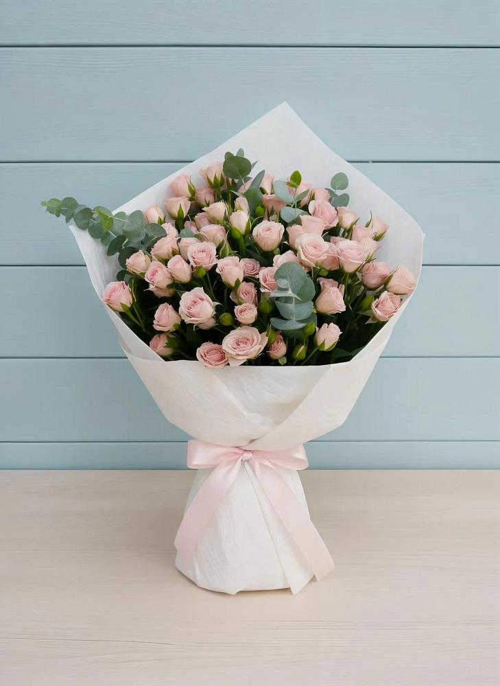 Букет цветов из: Розы в Первомайском Томской области