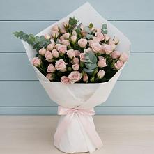 Букет цветов из:  Розы в Первомайском Томской области
