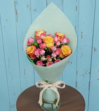 Букет цветов из:  Розы в Первомайском Томской области