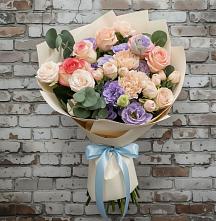 Букет цветов из:  Розы, Лизиантусы и Гвоздики #REPLACE_PRED# Первомайском Томской области