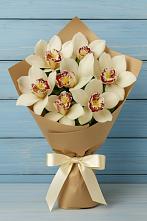 Букет цветов из:  Орхидеи и Розы в Первомайском Томской области