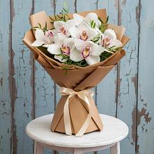 Букет цветов из:  Орхидеи и Розы #REPLACE_PRED# Первомайском Томской области